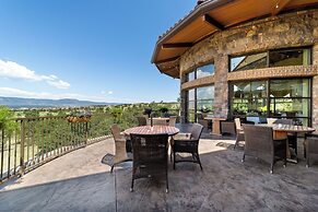 Flying Horse Resort & Club