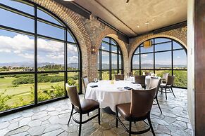 Flying Horse Resort & Club