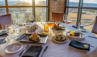 Flying Horse Resort & Club