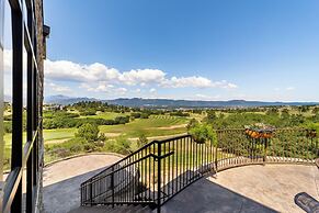 Flying Horse Resort & Club