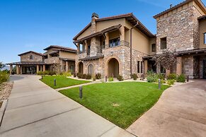 Flying Horse Resort & Club