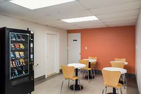 Motel 6 Fort St. John, BC