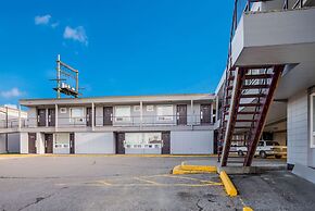 Motel 6 Fort St. John, BC