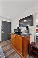 Basecamp Puyallup a Travelodge by Wyndham