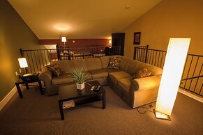 Crooked Tree Guest Suites