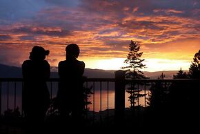 Crooked Tree Guest Suites