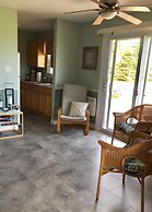 Greenwich Moonlight Bay Cottage