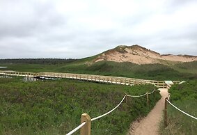Greenwich Moonlight Bay Cottage