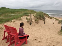Greenwich Moonlight Bay Cottage