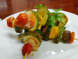 Chrislin African Lodge