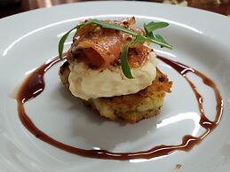 Chrislin African Lodge