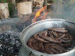 Chrislin African Lodge