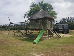 Chrislin African Lodge