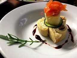 Chrislin African Lodge