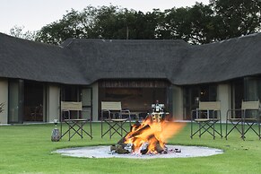 Chrislin African Lodge