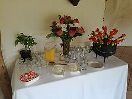 Chrislin African Lodge