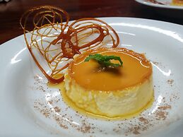 Chrislin African Lodge