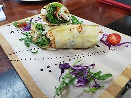 Chrislin African Lodge