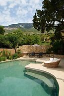 F ZEEN KEFALONIA - Adults Only