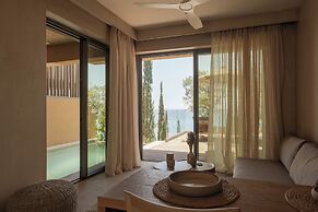 F ZEEN KEFALONIA - Adults Only