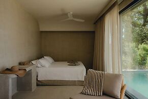 F ZEEN KEFALONIA - Adults Only