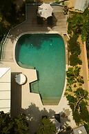 F ZEEN KEFALONIA - Adults Only