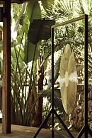 F ZEEN KEFALONIA - Adults Only