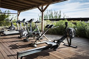 F ZEEN KEFALONIA - Adults Only