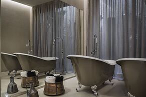 F ZEEN KEFALONIA - Adults Only