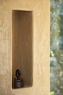 F ZEEN KEFALONIA - Adults Only