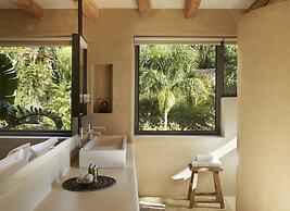 F ZEEN KEFALONIA - Adults Only