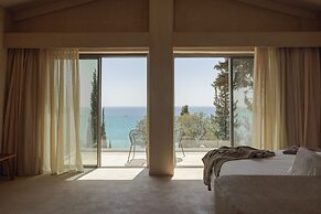 F ZEEN KEFALONIA - Adults Only