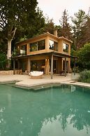 F ZEEN KEFALONIA - Adults Only