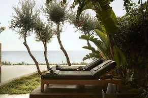 F ZEEN KEFALONIA - Adults Only