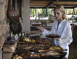 F ZEEN KEFALONIA - Adults Only