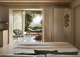 F ZEEN KEFALONIA - Adults Only