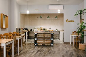 The Boutike Guesthouse - Hostel