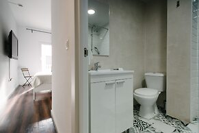 The Boutike Guesthouse - Hostel