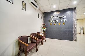 OYO 301 River Inn Hotel