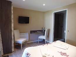 Hotel Kastell Dinec'h