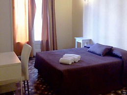 Hostal Balmes Centro