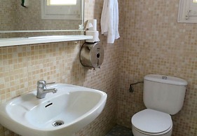 Hostal Balmes Centro