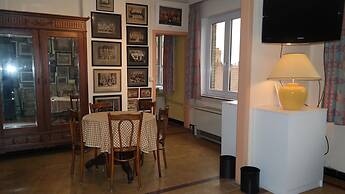 De Bonte Os Hotel & Tower