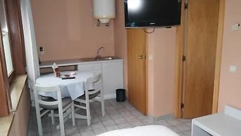 De Bonte Os Hotel & Tower