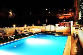 Hotel Garni