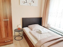 Aparthouse Apartamenty