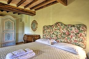 Castello di Montegufoni