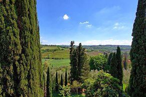 Castello di Montegufoni