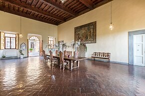 Castello di Montegufoni