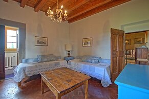 Castello di Montegufoni